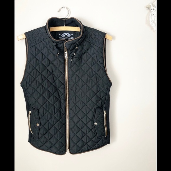 Chocolate Jackets & Blazers - 🖤Black Quilted Puffer Vest🖤
